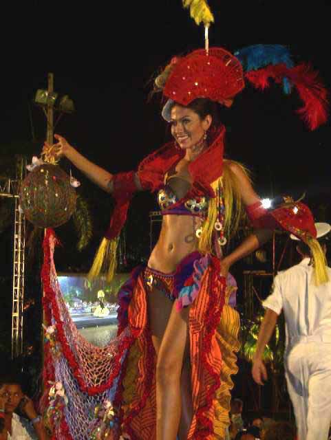 Beautiful women in Cartagena